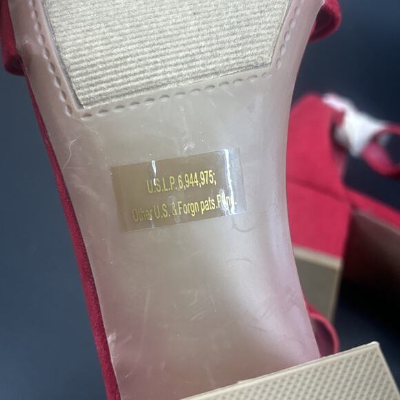 Rampage Mattie Women 8.5M Red Faux Suede Block Heel Strap Sandals Holiday Vixen - Picture 10 of 10